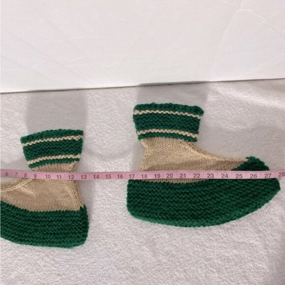 Vintage Handmade Green Beige Crochet Knit Slippers - Picture 6 of 7